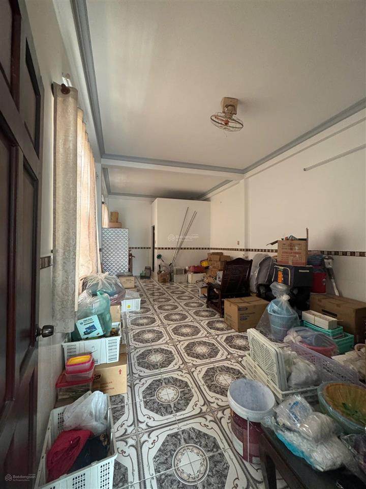 Nhà góc 2 mặt tiền khu tên lửa, dt 4x13.5m trệt 1 lửng 3 lầu sân thượng giá 9.8tỷ thương lượng