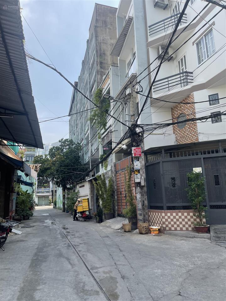 Nhà hẻm xe hơi nguyễn chí thanh, dt 3.9x14m trệt 2 lầu sân thượng. giá 10.3tỷ thương lượng