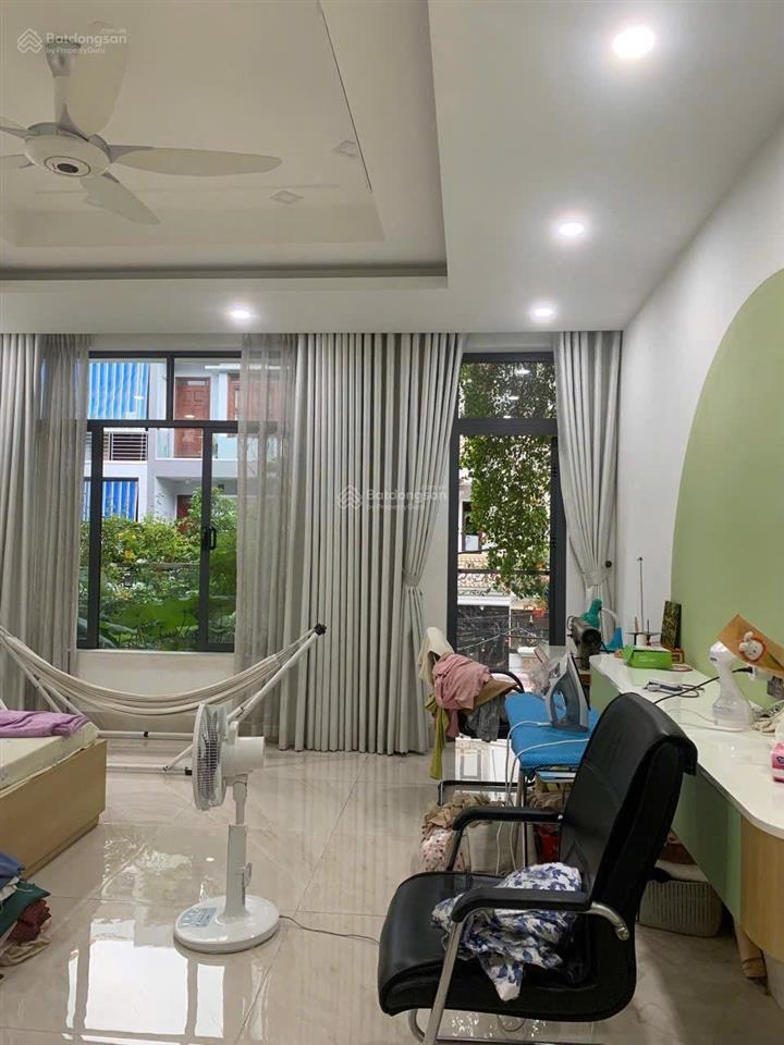 Nhà đẹp khu tên lửa chủ xây để ở có tặng nội thất, dt 5x19m trệt 2 lầu sân thượng. giá 12tỷ