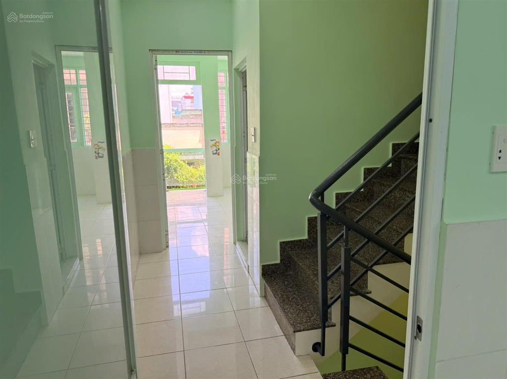 Nhà hẻm 4.5m văn thân, dt 3.6x11.6m trệt 1 lửng 2 lầu sân thượng. 5pn 3wc. giá 6 tỷ x tl