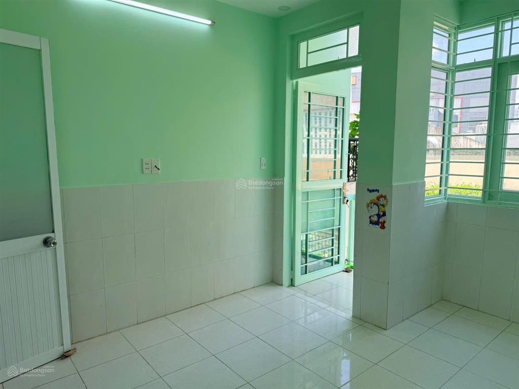 Nhà hẻm 4.5m văn thân, dt 3.6x11.6m trệt 1 lửng 2 lầu sân thượng. 5pn 3wc. giá 6 tỷ x tl