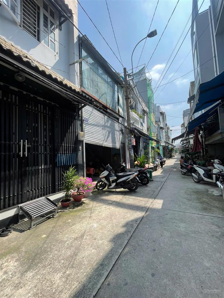 Nhà hẻm 5m 50/ nguyễn quý yêm, 4x10m trệt 1 lầu đúc. giá 4.5 tỷ có tl
