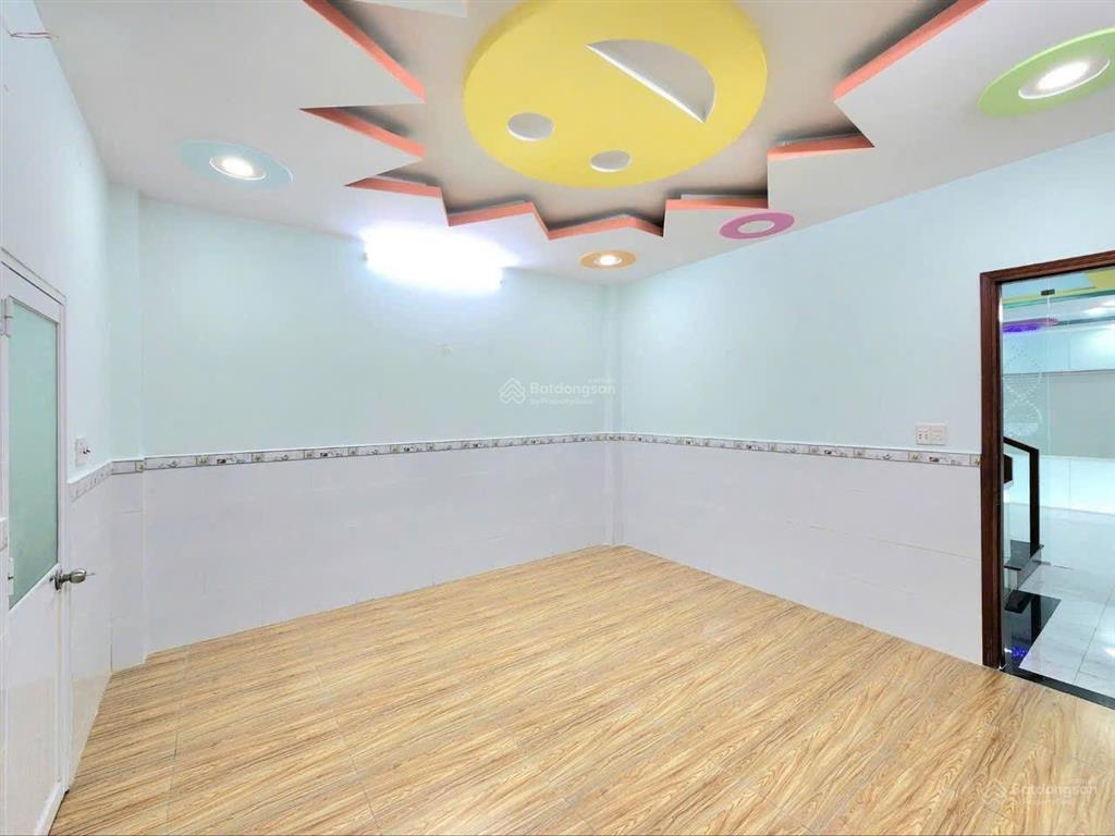 Nhà mới hẻm xe hơi tránh nhau tân hòa đông, 4.5x17m trệt lửng 2 lầu st giá 8.5tỷ tl