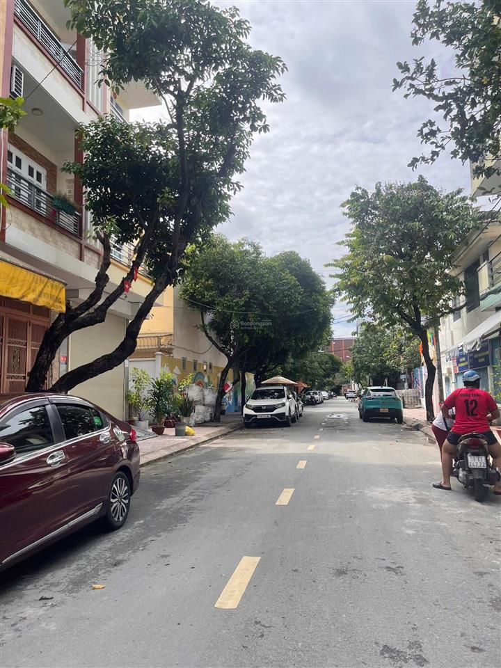 Cho thuê nhà nguyên căn mt đường số 9 cư xá ra đa. 4x18m trệt 2 lầu sân thượng. 20 triệu/tháng