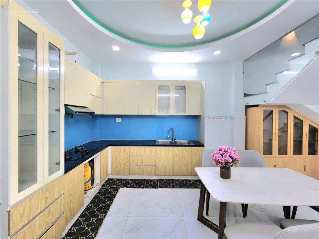 Cho thuê nhà nguyên căn hẻm xe hơi tân hòa đông, 4.5x17m trệt lửng 2 lầu st 7pn 6wc. giá 17 triệu