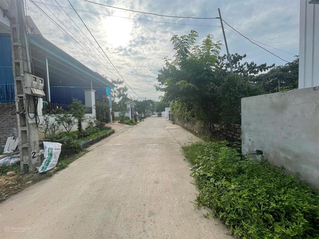 Bán đất khu phố tân giang  tt vụ bản, lạc sơn, hòa bình