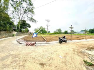 Cần bán lô góc s = 135m2 gần khu công nghiệp nhuận trạch, sẵn sổ hồng, tiềm năng khu vực phát triển