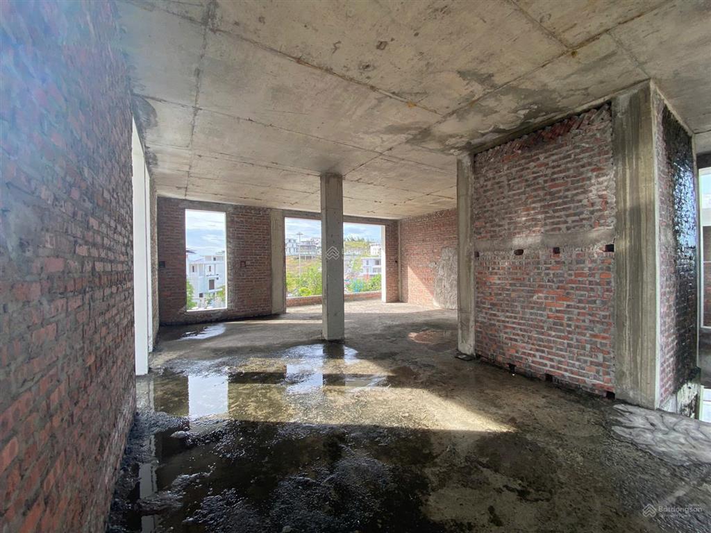 Chính chủ cần tiền kinh doanh bán thanh lý giá rẻ lô biệt thự 455m2 trung tâm bãi cháy hạ long