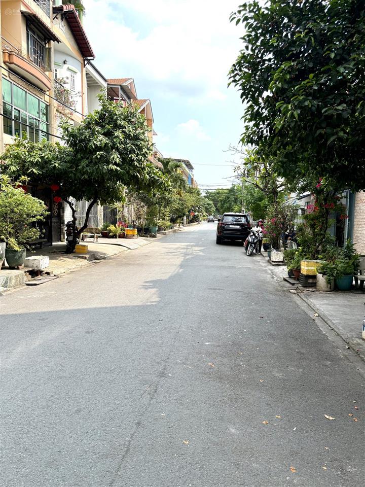 Mặt tiền khu dân cư bình hưng  sát bến xe q8