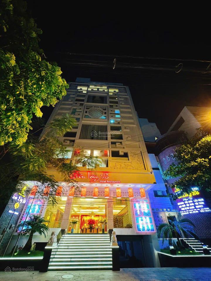 Bán khách sạn nhà hàng 3 sao hoàng văn thụ, 200 tỷ, 833.7m2, giá siêu hời, tốt, nha trang