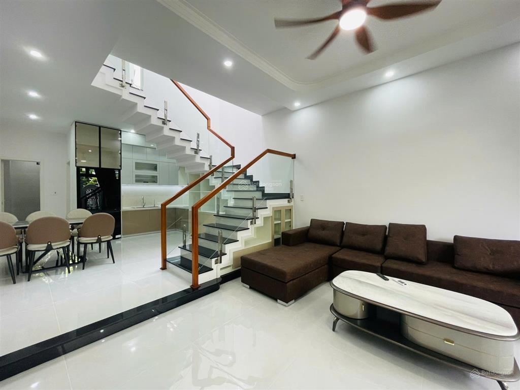 [nhà tân cổ điển] mt hòa minh 20, gần biển full nội thất xịn . giá chỉ 7,5 tỷ