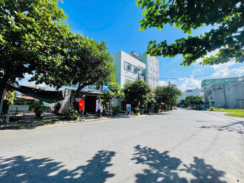 Bán nhanh đất 2 mặt tiền phạm văn ngôn, sát vietcombank liên chiểu | 112.5m2