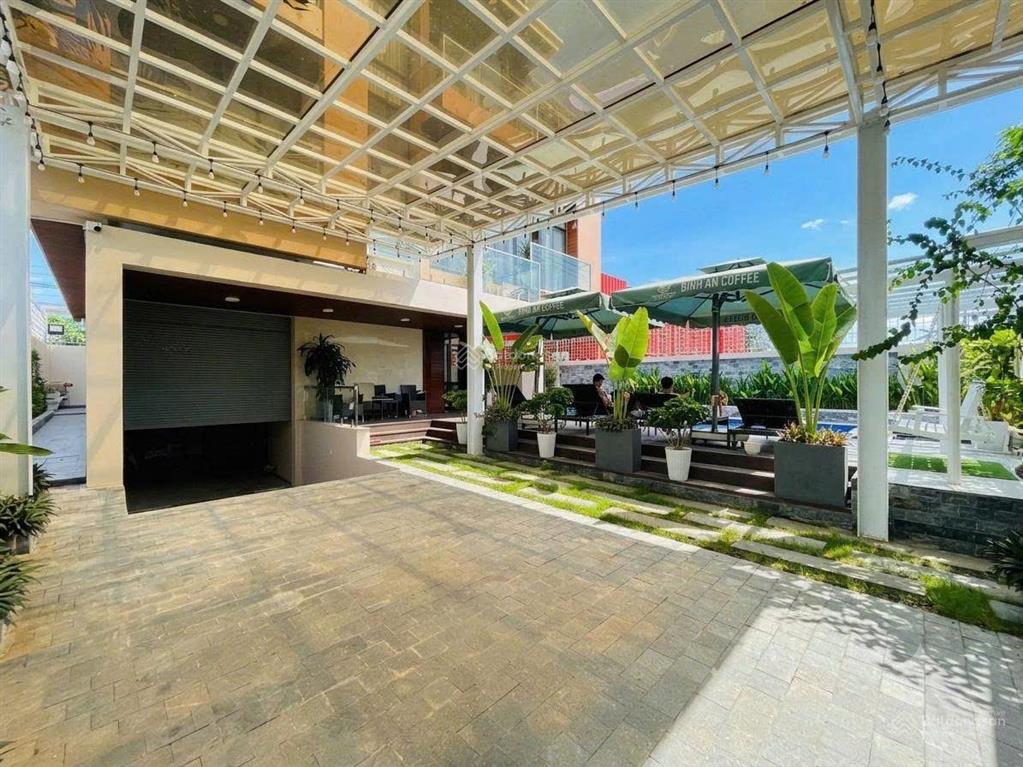 Biệt thự 378m² trung tâm vịnh biển đà nẵng 6pn, hồ bơi, giá 32 tỷ