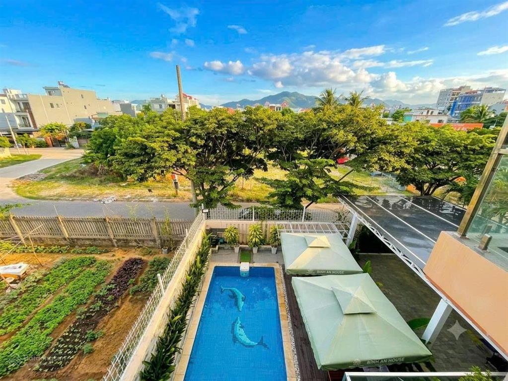 Biệt thự 378m² trung tâm vịnh biển đà nẵng 6pn, hồ bơi, giá 32 tỷ