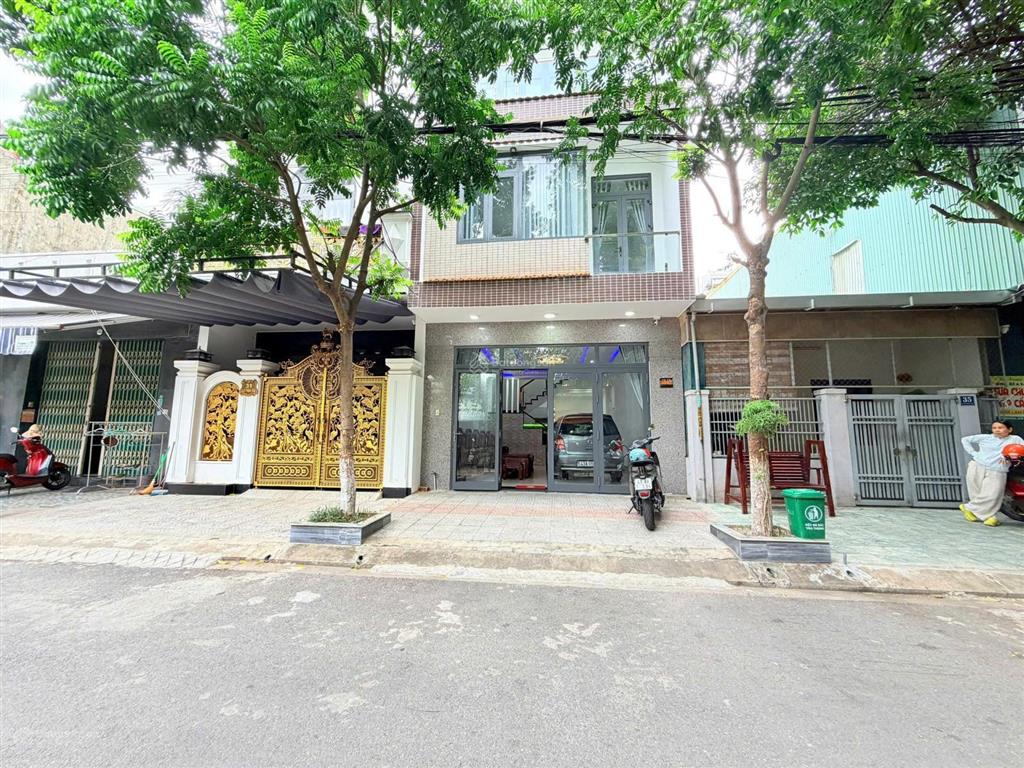 Chỉ 6 tỷ 190 sở hữu ngay nhà 3 tầng lê văn sỹ, hòa minh. 3pn, sát biển