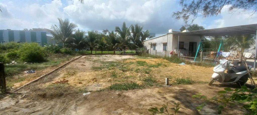 Bán đất tại hà my tây, ph điện bàn đông, đà nẵng, 2tỷ650, dt 200m2 view đẹp, gần chợ gần trường