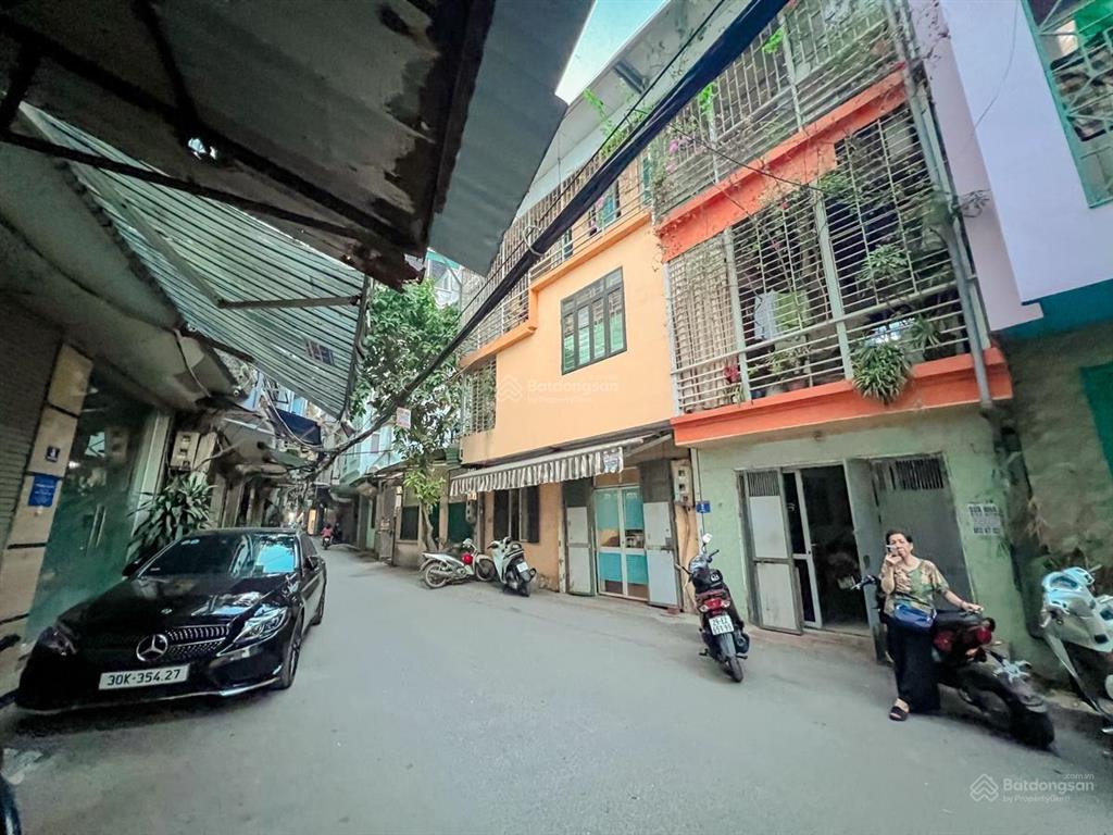 Cần bán mảnh đất 91m2 , mặt tiền 10m gần hồ văn chương đống đa , sổ nở hậu nhẹ