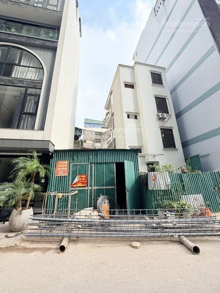Bán đất 41m2, phố thụy khuê, mặt tiền 4,8m . ô tô đỗ trước cửa 24/7.