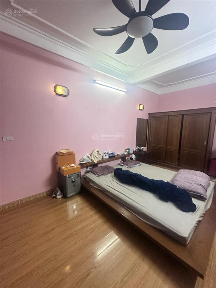 Bán nhà phố trần khát chân , 41m2, 5 tầng , phân lô ô tô vào nhà, vỉa hè 1,4m vừa ở vừa kinh doanh