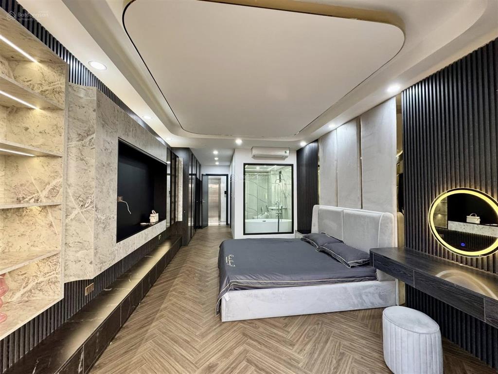 Bán nhà phố ngọc lầm 53m2*7 tầng, mt 4m, gara 2 ô tô, thang máy ô tô đỗ trước cửa 24/7