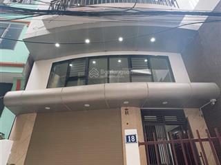 Bán nhà phố phạm ngọc thạch,65m2,mặt tiền 7m,8 tầng thang máy, ô tô 7 chỗ vào nhà, gần hồ