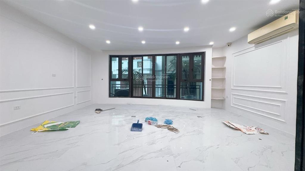 Bán nhà phố phạm ngọc thạch, 65m2, mặt tiền 7m, 8 tầng thang máy, ô tô 7 chỗ vào nhà, gần hồ
