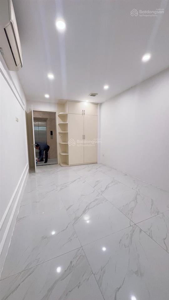 Bán nhà phố phạm ngọc thạch, 65m2, mặt tiền 7m, 8 tầng thang máy, ô tô 7 chỗ vào nhà, gần hồ