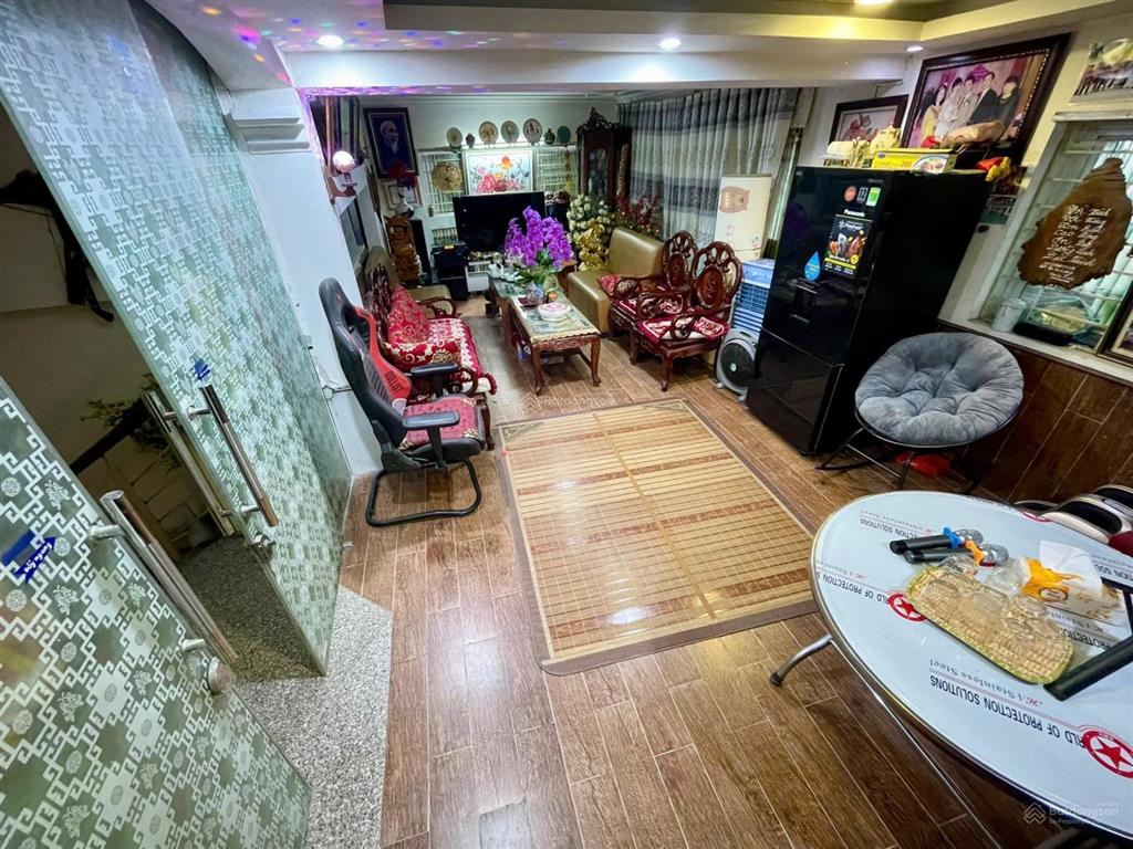 Chính chủ cần bán gấp nhà khu lê trọng tấn 61m2, 5 tầng, mặt tiền 9m, lô góc 2 thoáng vĩnh viễn