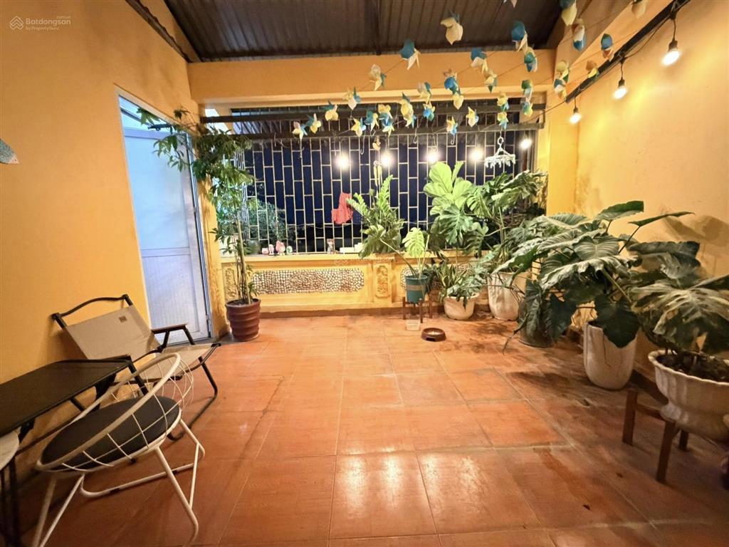 Chính chủ cần bán gấp nhà khu lê trọng tấn 61m2, 5 tầng, mặt tiền 9m, lô góc 2 thoáng vĩnh viễn