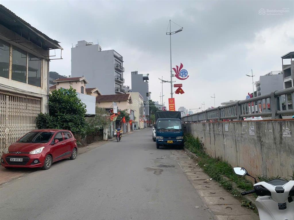 Cần bán gấp mảnh đất 89m2 mặt phố âu cơ ( bên lẻ ) , lô góc 2 thoáng ,cam kết không quy hoạch