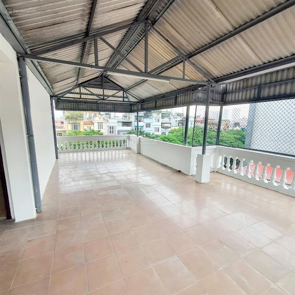 Bán nhà 5 tầng 50m2, mt 5,6m phố trần đại nghĩa, mặt tiền 5,6m giá 16,x tỷ