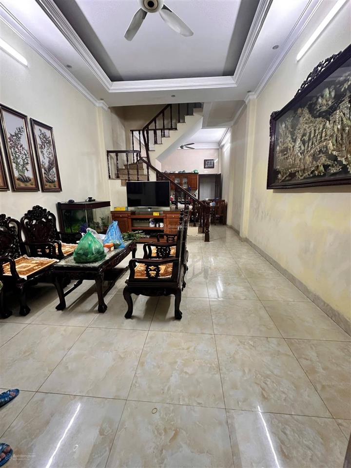 Cần bán gấp nhà khu trung phụng 55m2, 5 tầng, mặt tiền 4m, phân lô ô tô đỗ cửa 24/7