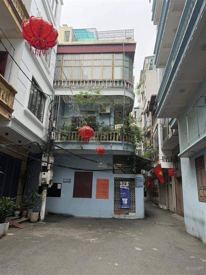 Bán nhà 40m², mặt tiền 5,2m, 4 tầng ở ngõ 106 nguyễn ngọc nại, giá 9 tỷ