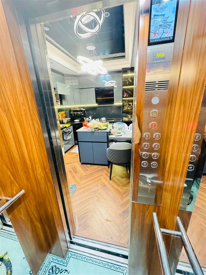 Bán nhà 7 tầng, 40m2, mặt tiền 5,9m, gần hồ văn chương, ô tô vào nhà, nhỉnh 18 tỷ