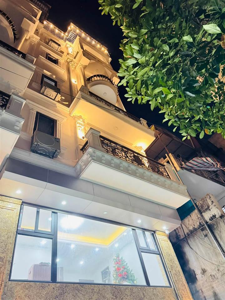 Bán nhà 7 tầng, 40m2, mặt tiền 5,9m, gần hồ văn chương, ô tô vào nhà, nhỉnh 18 tỷ
