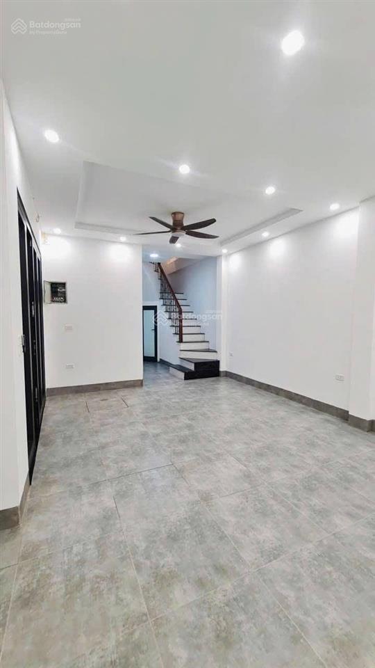 Bán nhà 5 tầng dân xây kiên cố  trần khát chân/võ thị sáu 61m2, mặt tiền 5,9m