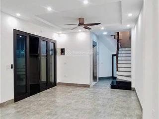 Bán nhà 5 tầng dân xây kiên cố  trần khát chân/võ thị sáu 61m2, mặt tiền 5,9m