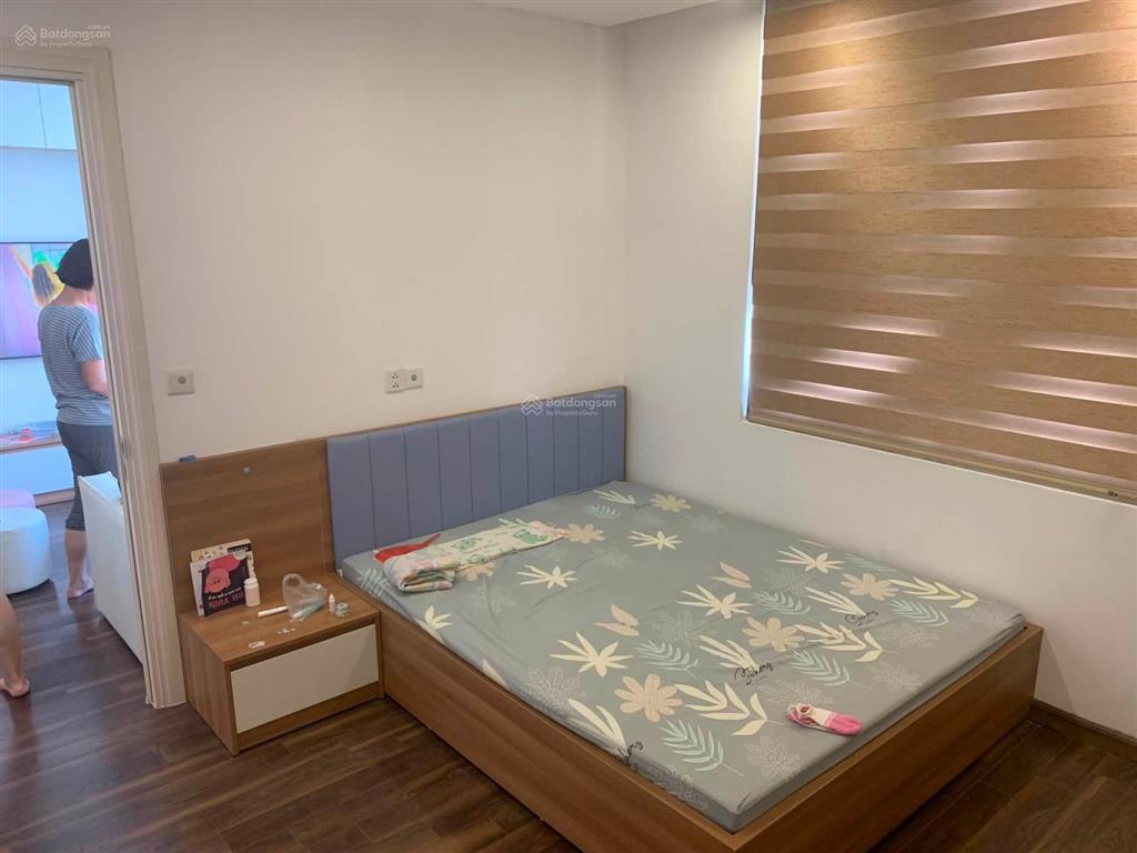 Chính chủ cần tiền gấp bán căn 2pn, 78m2, full đồ, tầng trung, đơn nguyên c, giá 6,x tỷ