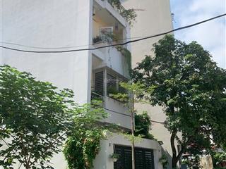 Chính chủ cần bán gấp căn 52m2, 8 tầng ngọc thụy, gần công viên, phân lô ô tô đỗ 24/7