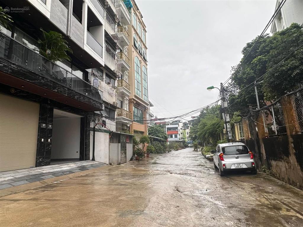 Gấp lắm rồi cần bán trước tháng 11 nhà 65m2, 7 tầng, mặt tiền 4,1m có thang máy ngõ 264 ngọc thụy