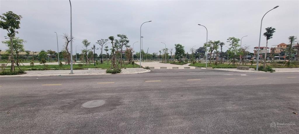 Đấu giá x6 nguyên khê 80m2  phân lô ô tôbám sát ngay quốc lộ 3giá đầu tư