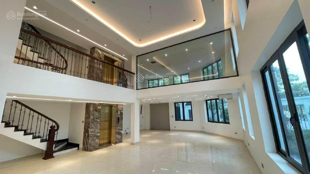 Biệt thự liền kề happyland đông anh  lô góc  gần ql3  có thang máy  sẵn ở ngay