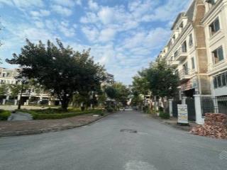 Biệt thự liền kề happyland đông anh  lô góc  gần ql3  có thang máy  sẵn ở ngay