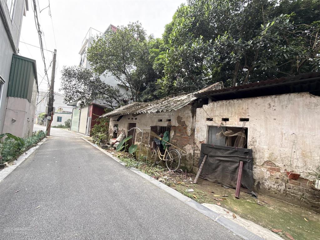 Siêu phẩm đất rộng trung tâm uy nỗ 230m2, , kính nỗ hiếm có khó tìm