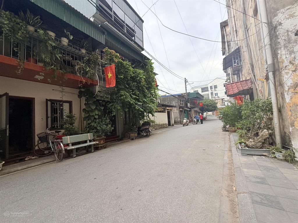 Bán căn hộ tổ 27 thị trấn đông anh 33 mét vuông vuông 2 ngủ  sổ hồng lâu dài  tiện ích đỉnh