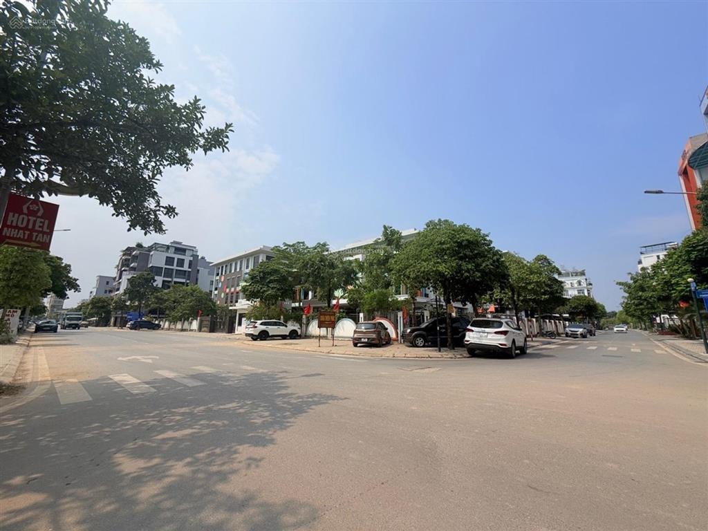 Bán lô góc 50m gần khu vườn đào phúc lộc, đông anh | tài chính 5 tỷ xíu  hàng hiếm khu trung tâm