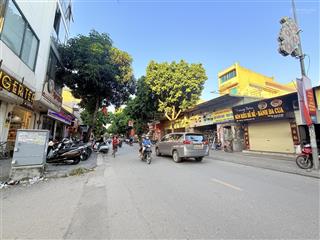Mặt phố đản dị nhà 4 tầng kinh doanh sầm uất vị trí trung tâm đông anh