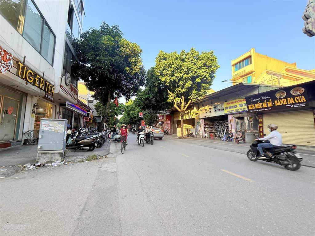 Mặt phố đản dị nhà 4 tầng kinh doanh sầm uất vị trí trung tâm đông anh