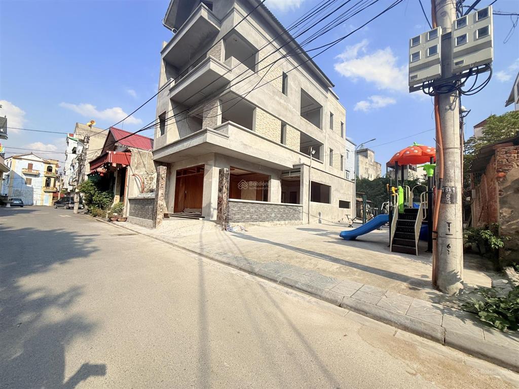 Bán đất tặng nhà ngõ 176 cao lỗ đông anh | quỹ đất rộng, vị trí đẹp  khu trung tâm của xã đông anh