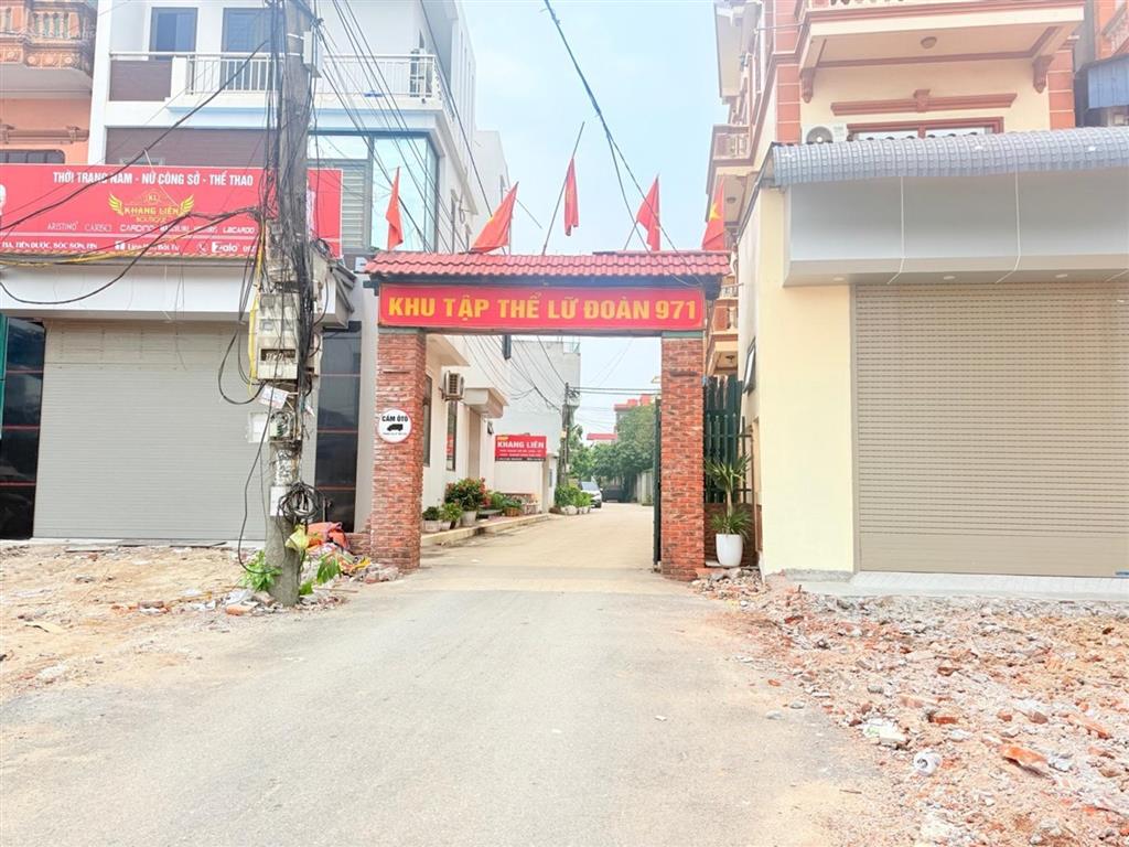 Nhà sẵn ở ngay phân lô ttqđ lữ đoàn 971, dược hạ tiên dược, sóc sơn  giá hơn 3 tỷ